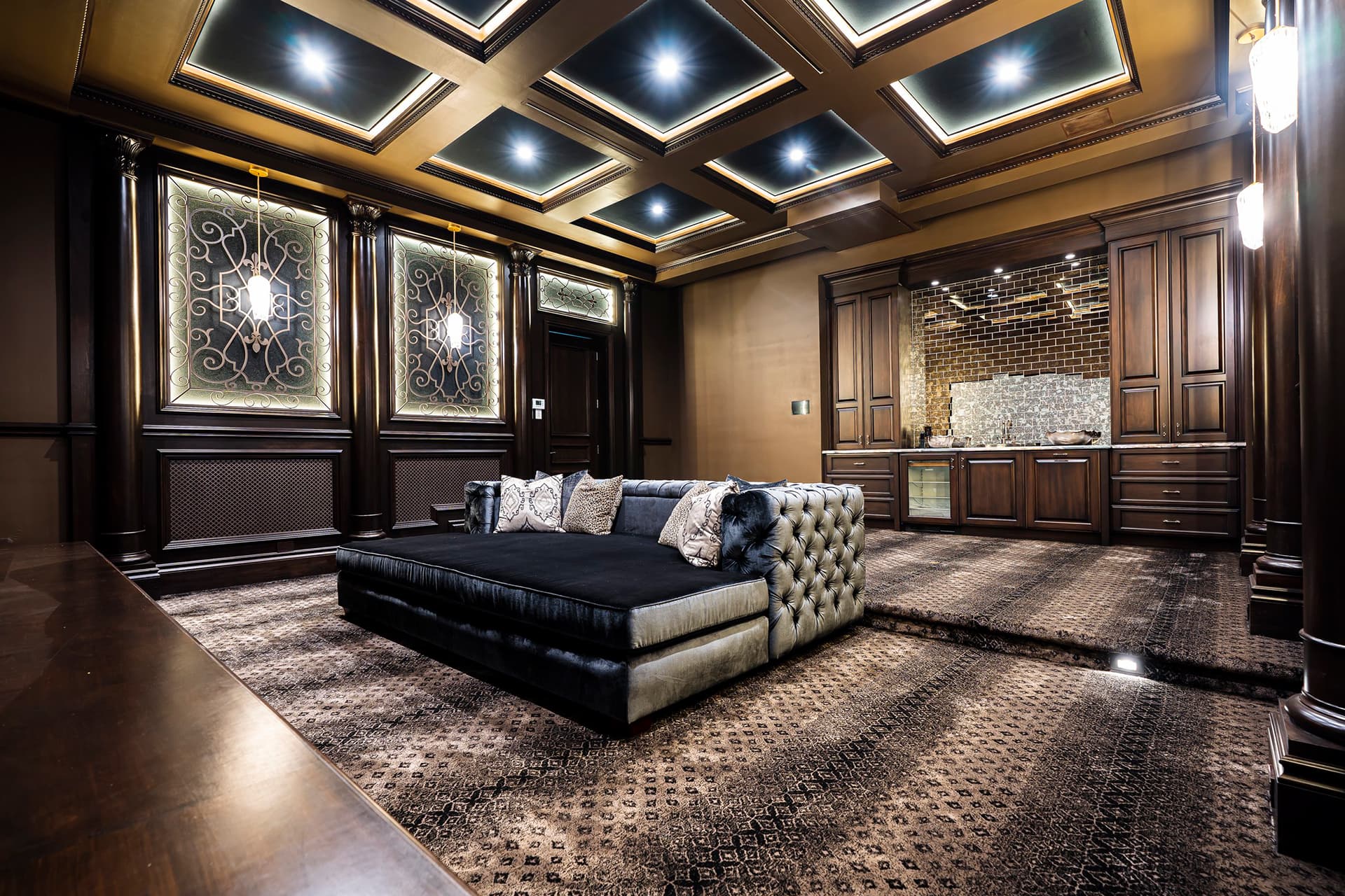 Daisy Orlando Home Theater 19