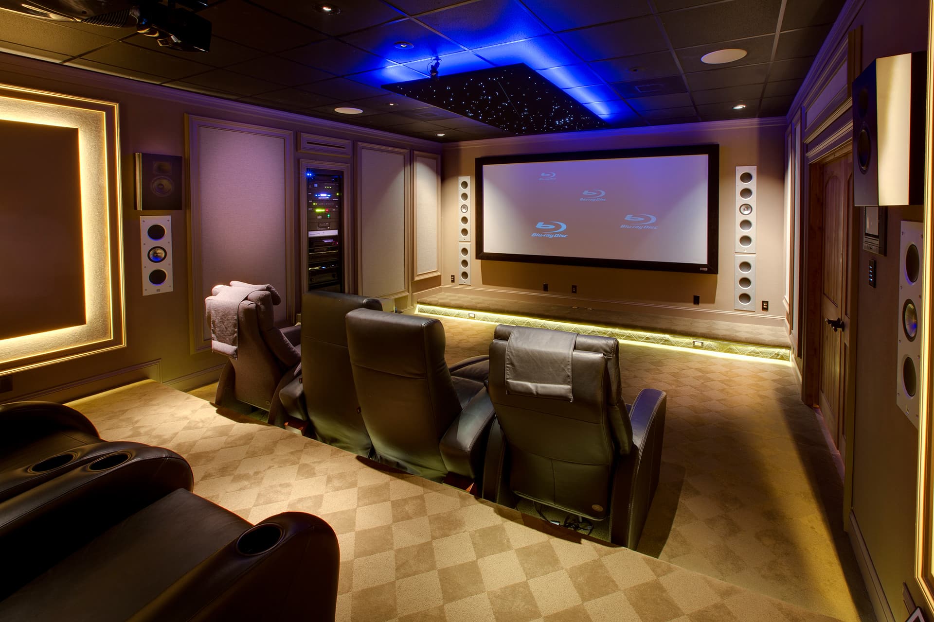 Daisy Orlando Home Theater 31