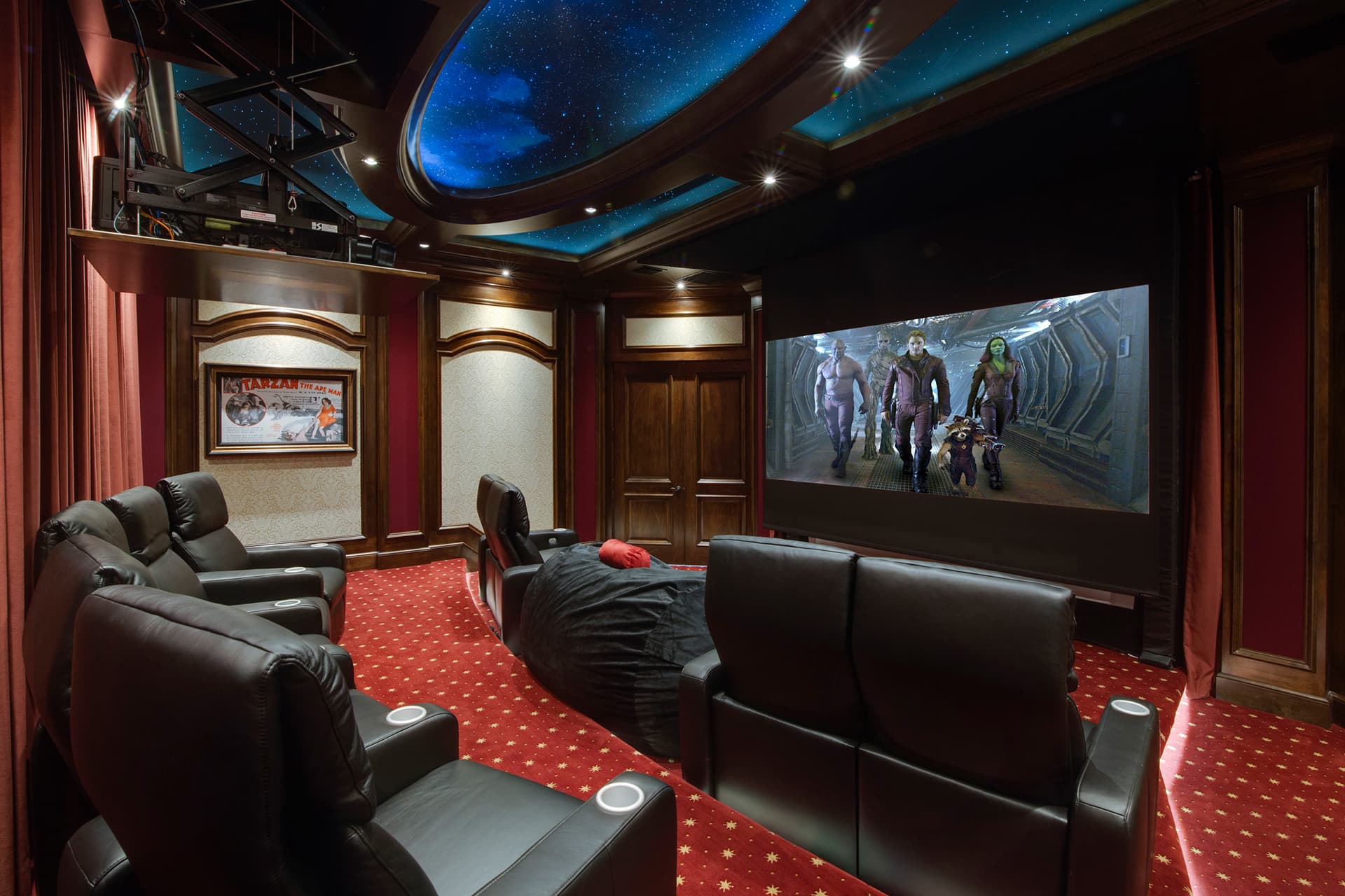 Daisy Orlando Home Theater 4