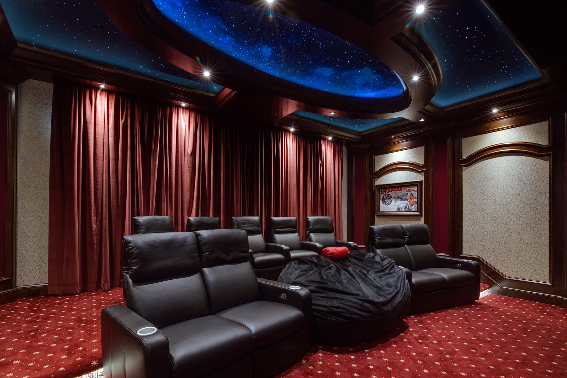 Daisy Orlando Home Theater 6